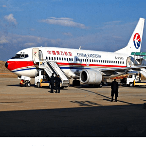 五大连池德都机场空运航空快运业稳步发展的原因是什么？